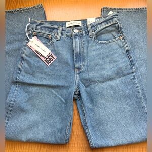 Aritzia Denim Forum 90’s Super Lo-Rise Baggy Jean Size 26